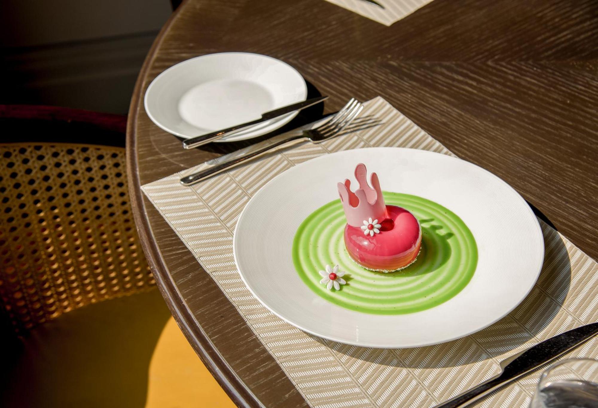 Mai House Saigon Hotel Ho Si Minh-város Kültér fotó A dessert